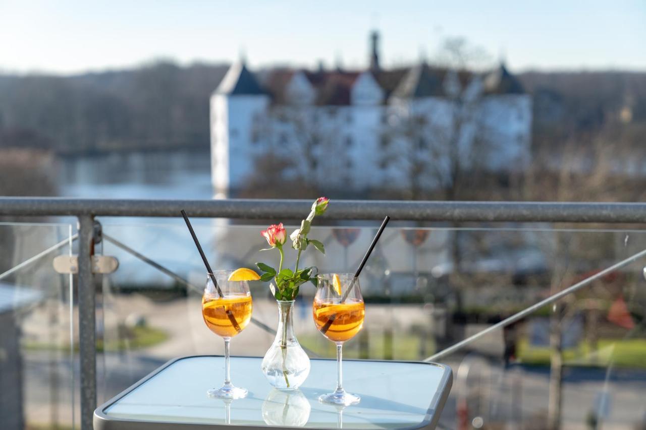 Hotel Am Wasserschloss Глюксбург Екстер'єр фото